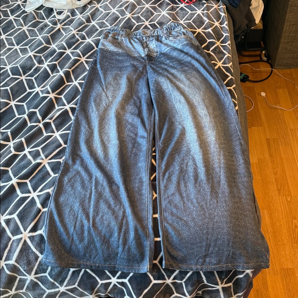 Wide-Leg Denim Pants